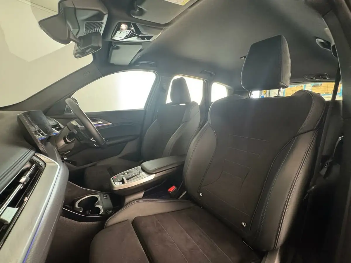 2024-bmw-ix1-e-edrive20-m-sport-big-55
