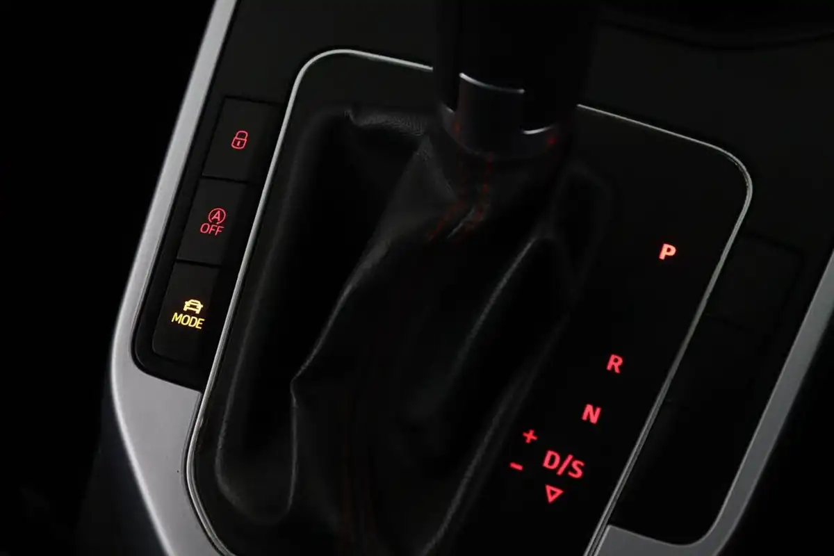 2022-seat-arona-10-tsi-fr-sport-dsg-big-22