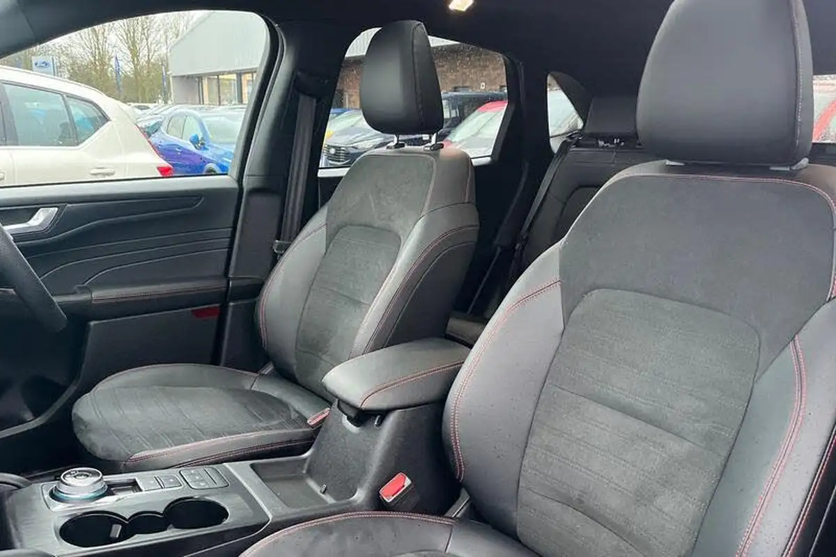2022-ford-kuga-25t-st-line-x-edition-225ps-phev-big-18
