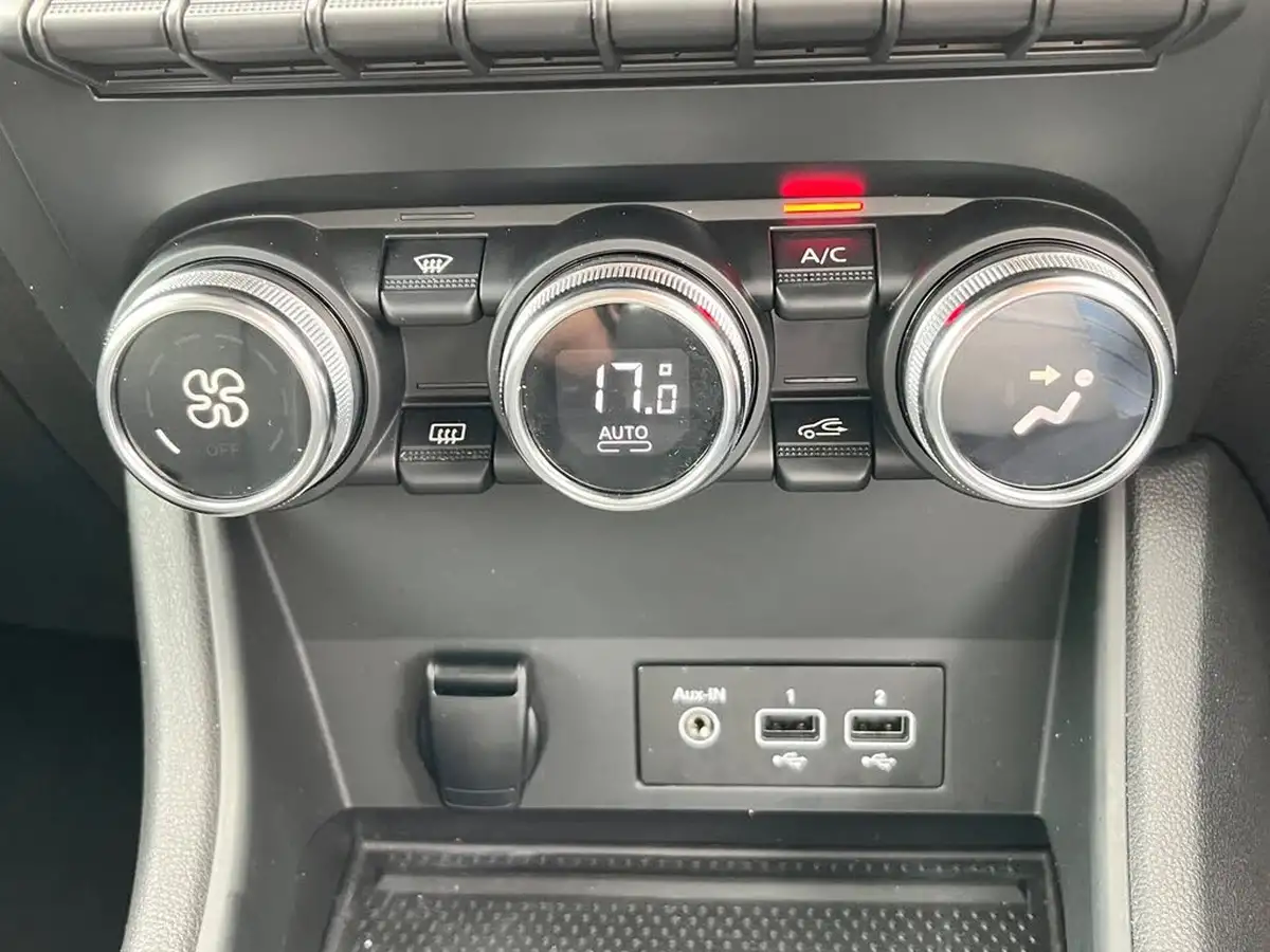 2021-renault-captur-10-tce-iconic-90ps-big-48