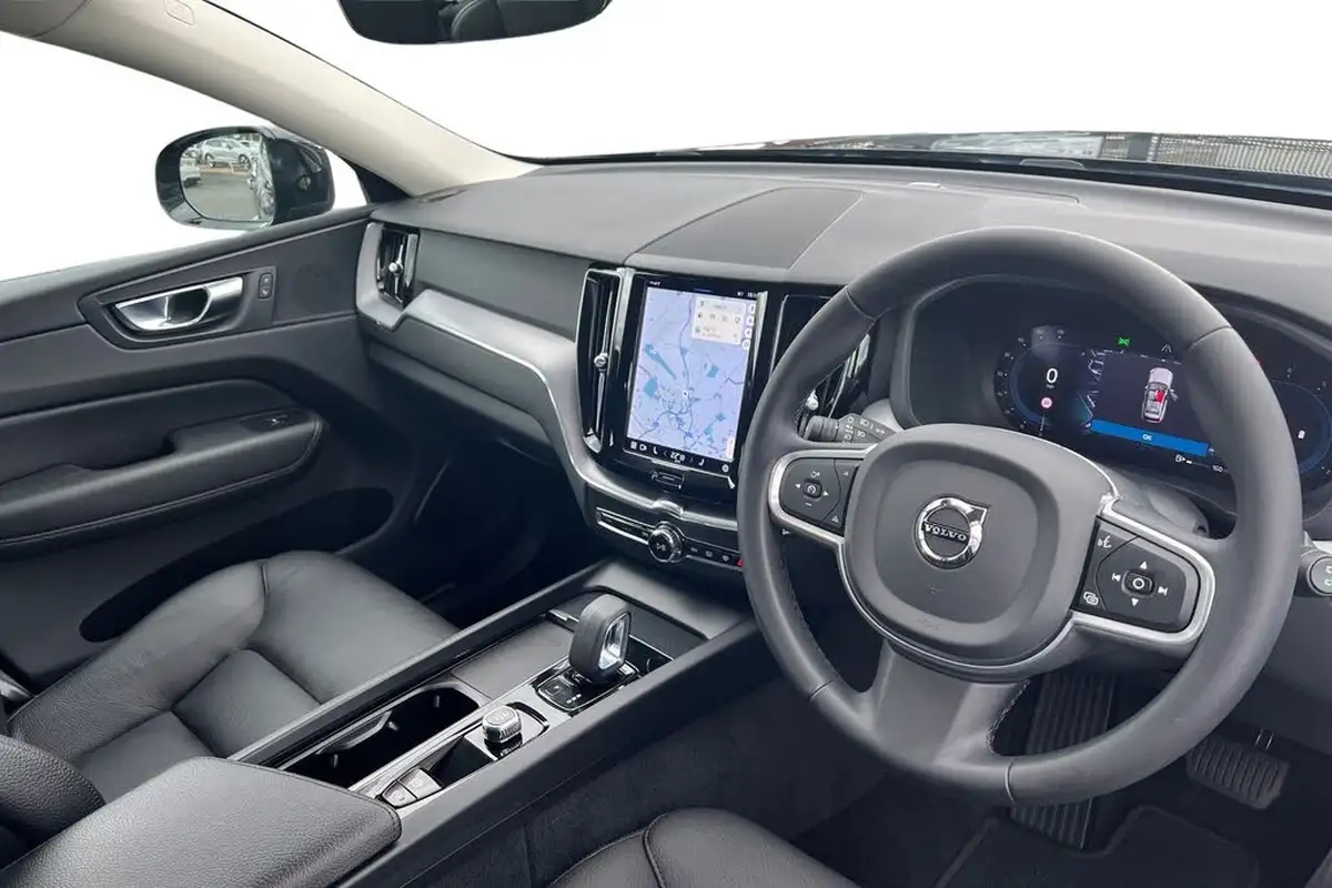 2021-volvo-xc60-20td-b4-momentum-awd-big-1