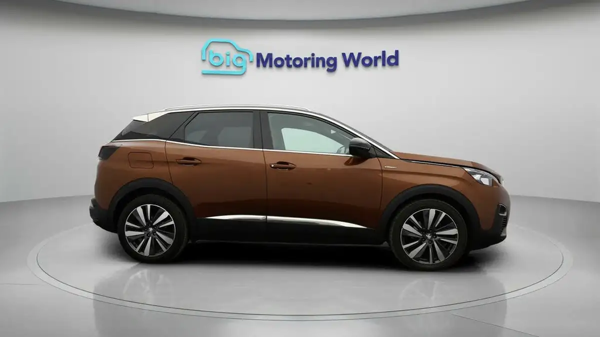 2020-peugeot-3008-suv-12-puretech-gt-line-premium-big-8