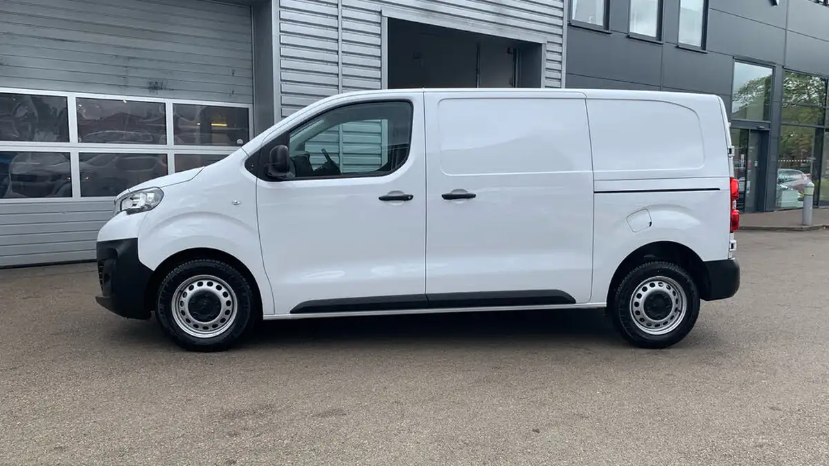 2023-peugeot-expert-15-bluehdi-professional-premium-standard-1000-big-5