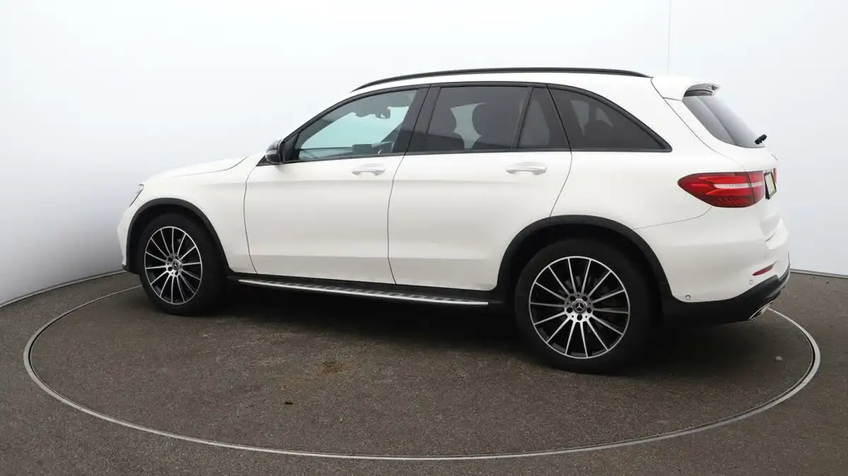 2019-mercedes-benz-glc-class-20-glc250-amg-line-premium-plusss-station-wagon-5d-big-49