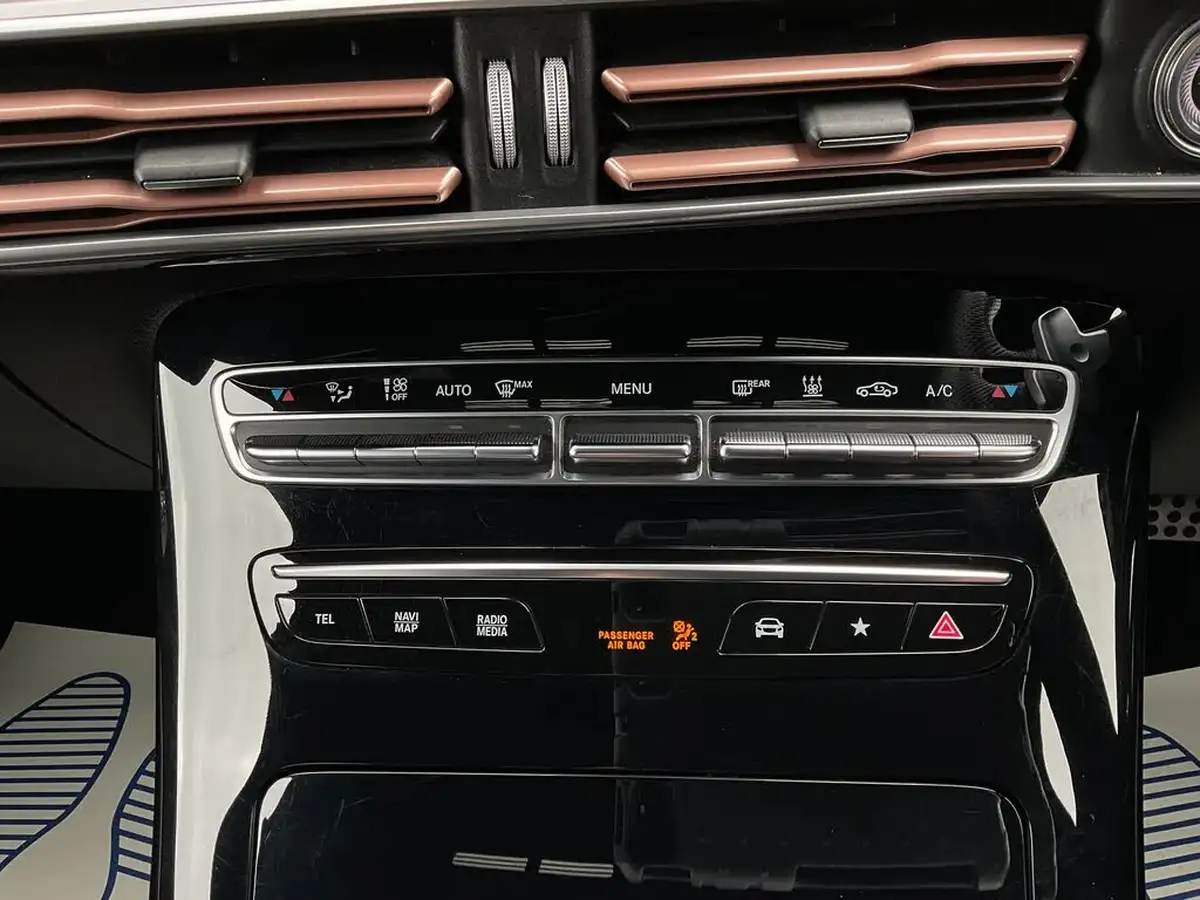 2022-mercedes-benz-eqc-e-eqc-400-amg-line-premium-plus-big-25