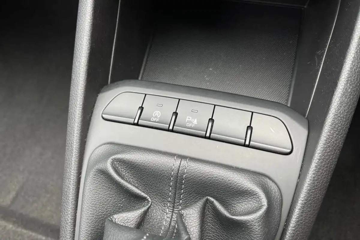 2019-kia-stonic-10-t-gdi-2-big-41