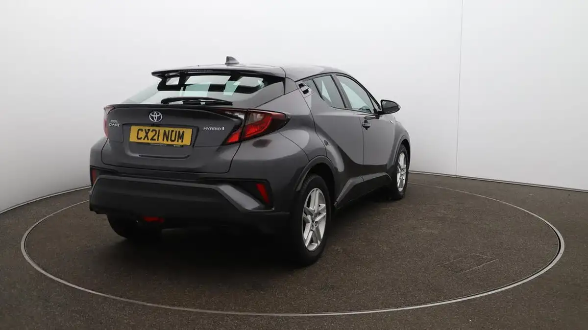 2021-toyota-c-hr-18-vvt-i-icon-big-55