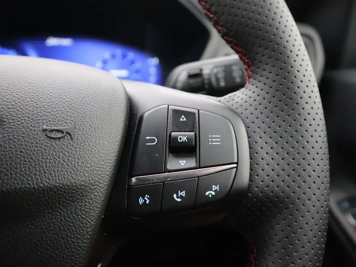 2023-ford-kuga-15t-st-line-edition-big-39