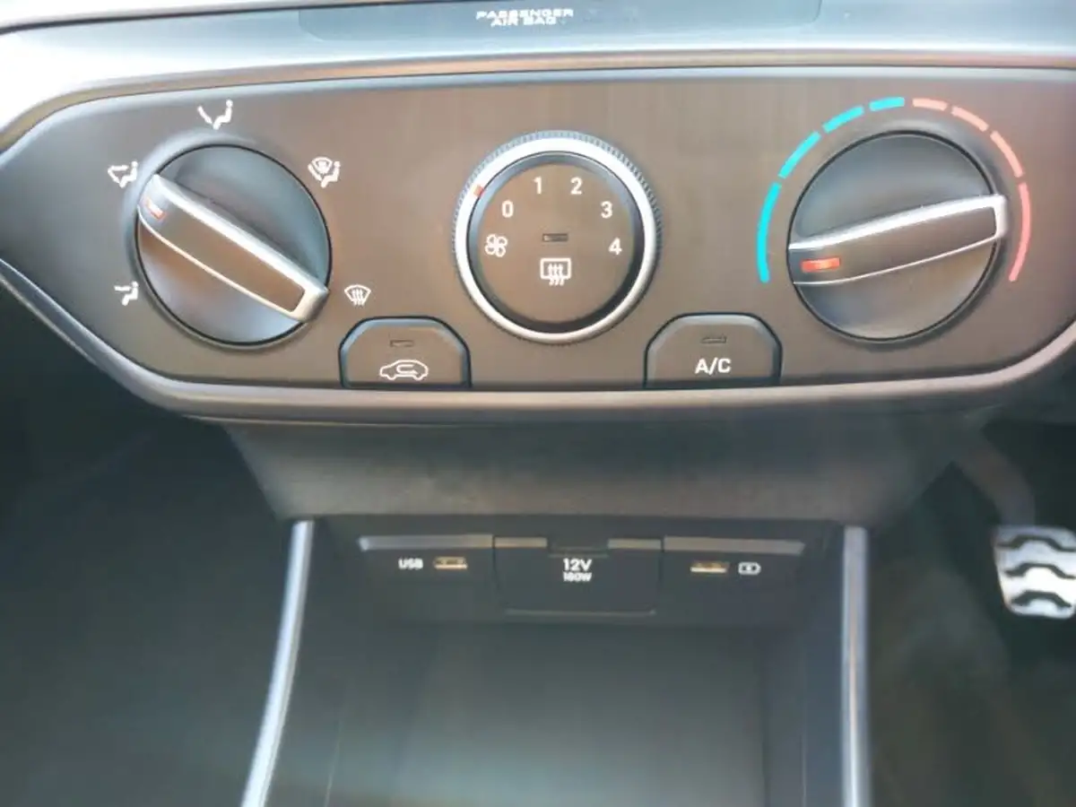 2022-hyundai-bayon-10-t-gdi-se-connect-big-17