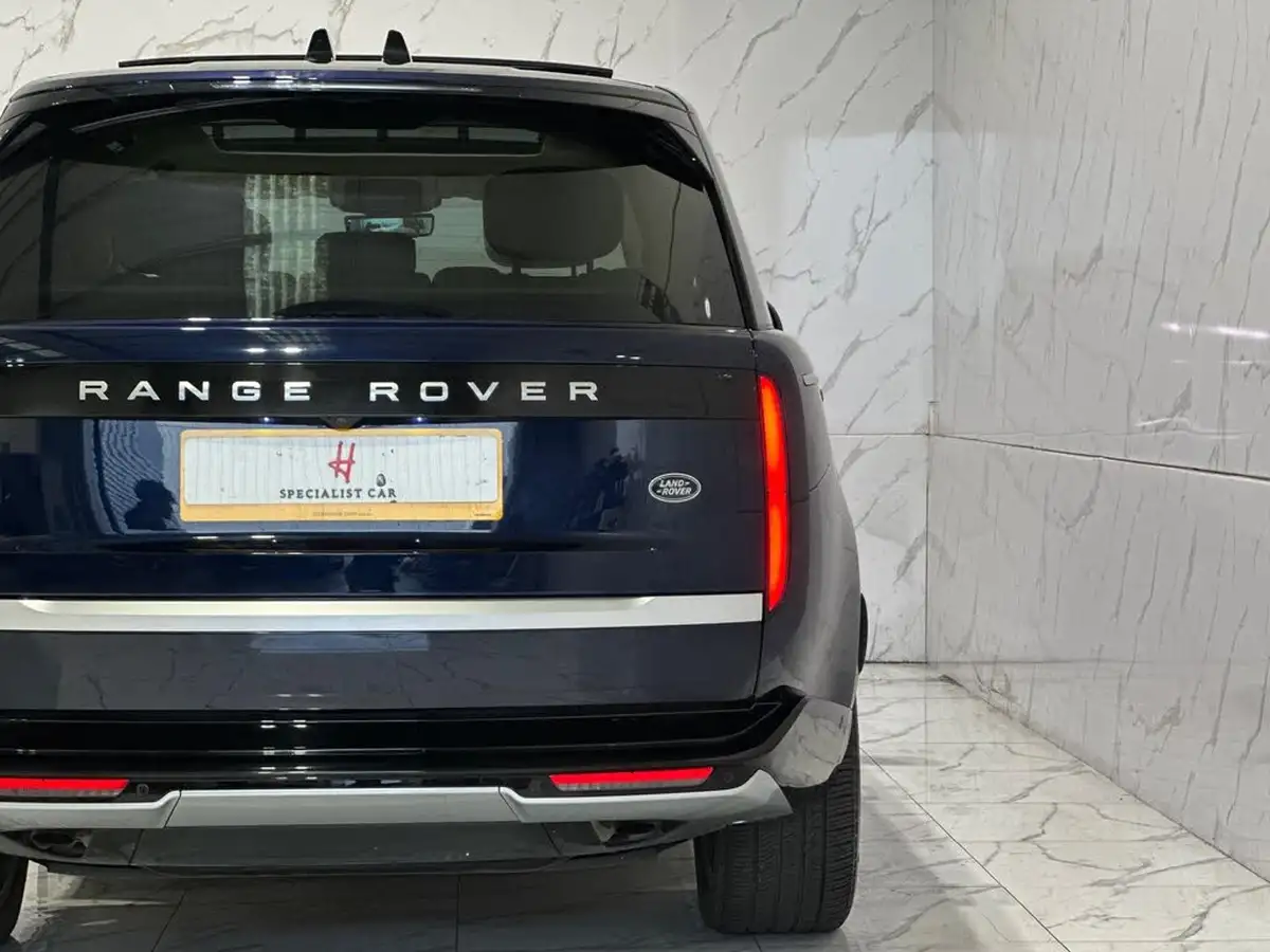 2022-land-rover-range-rover-30-p440e-autobiography-big-24