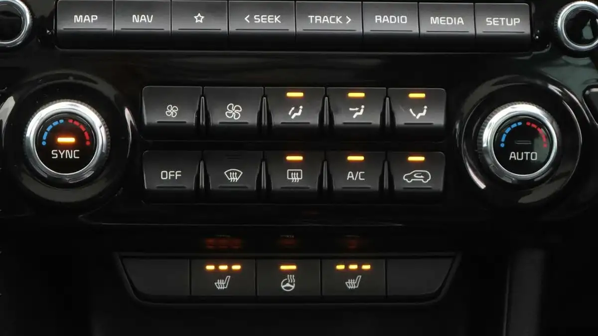 2021-kia-sportage-16crdi-3-48v-big-12