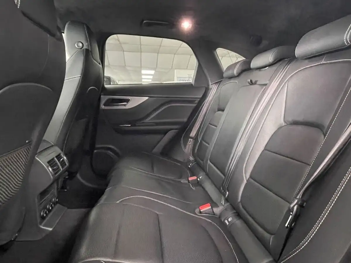 2019-jaguar-f-pace-20-i4d-r-sport-180ps-ss-auto-big-29