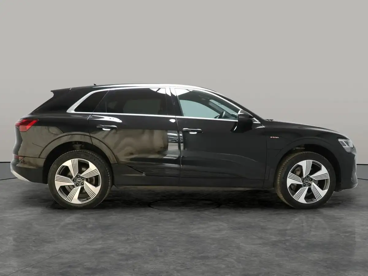 2021-audi-e-tron-55e-s-line-station-wagon-big-11