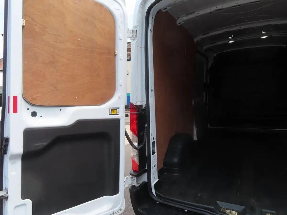 2020-ford-transit-20tdci-350-l2h2-trend-130pseu6dt-panel-van-big-54
