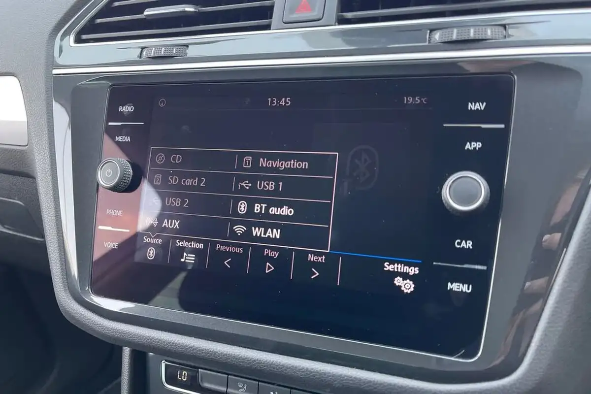 2020-volkswagen-tiguan-15-tsi-match-150ps-dsg-big-47
