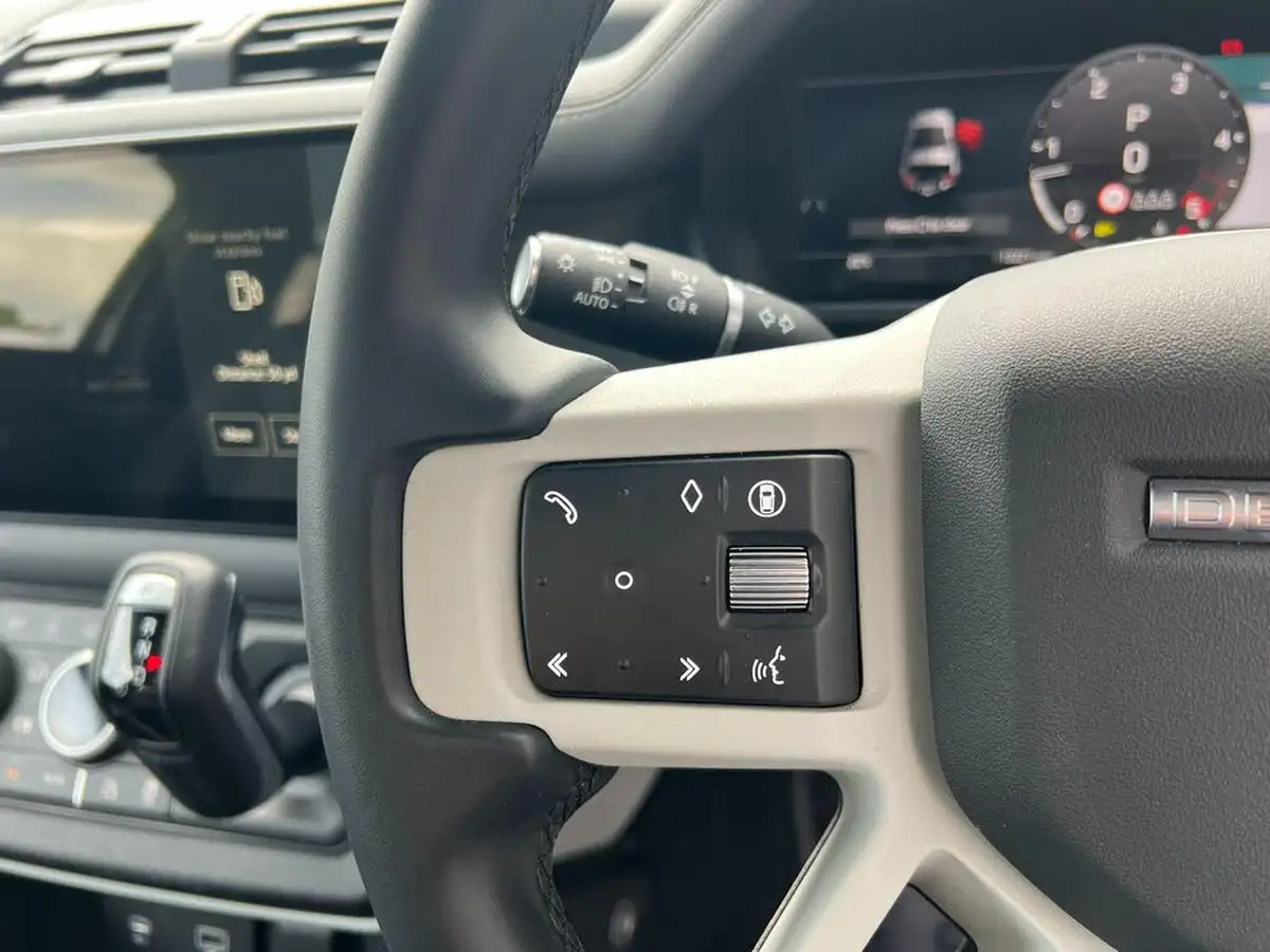 2024-land-rover-90-defender-30-d250-x-dynamic-hse-2996cc-big-16
