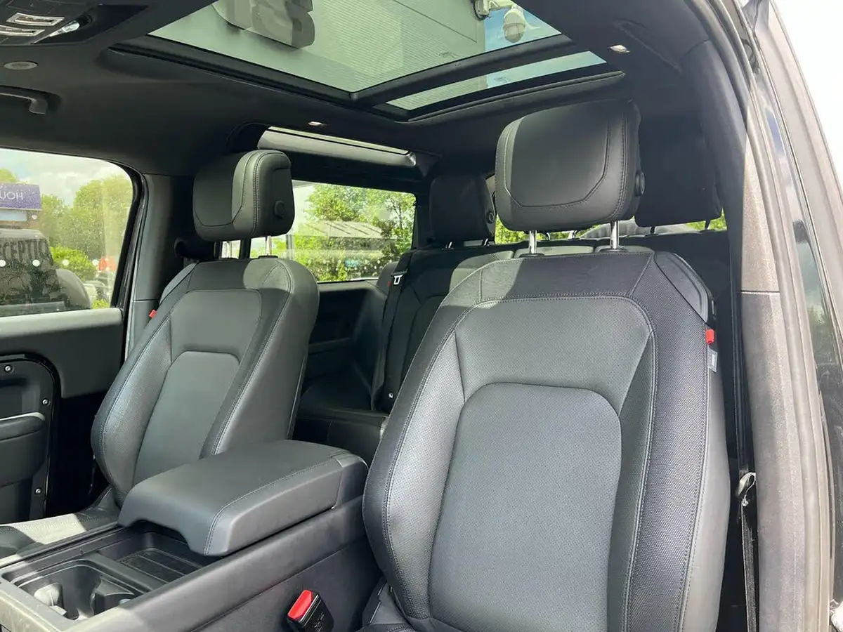 2024-land-rover-90-defender-30-d250-x-dynamic-hse-2996cc-big-12