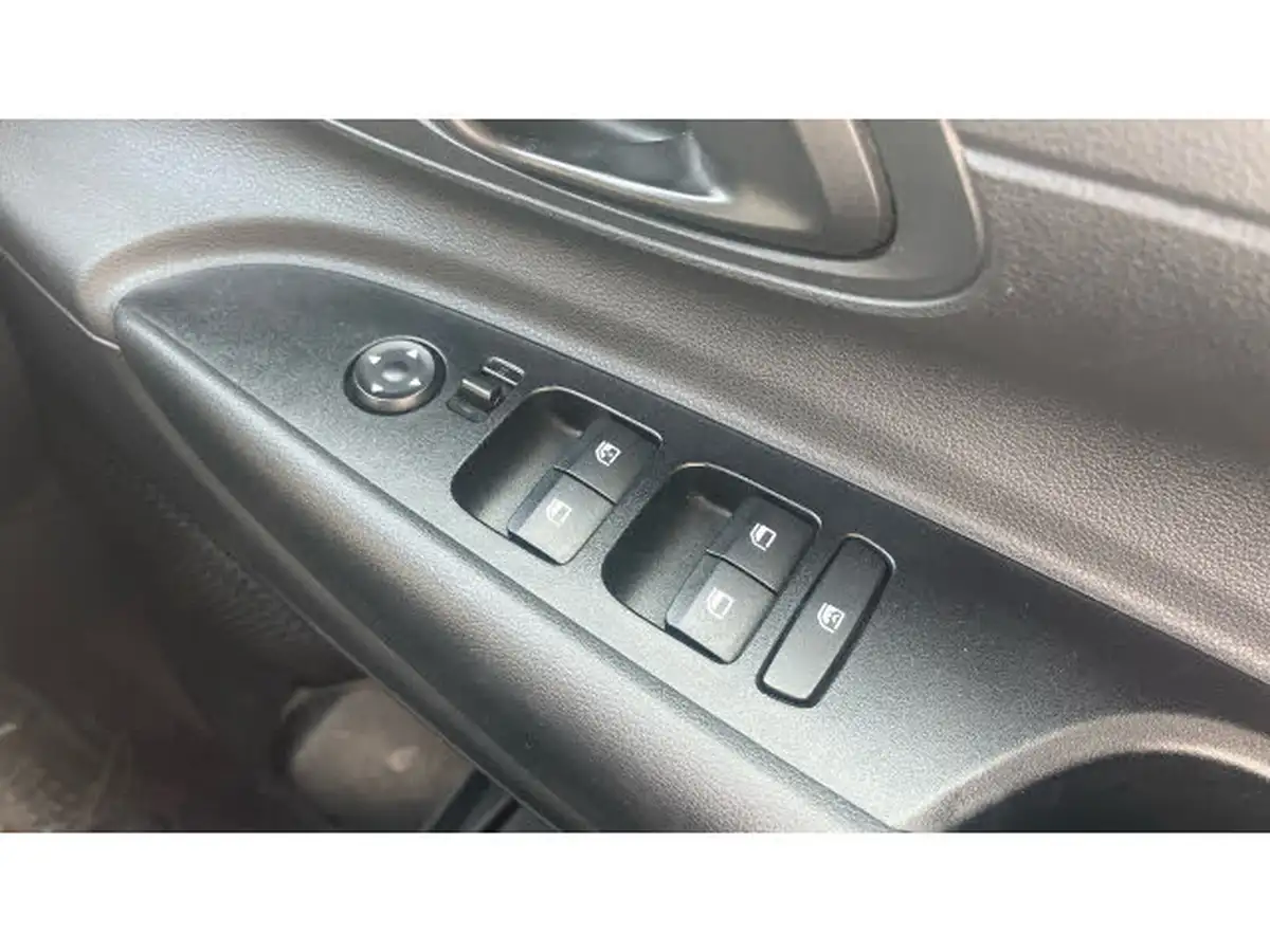 2022-hyundai-i20-10-t-gdi-se-connect-eclutch-imt-big-20