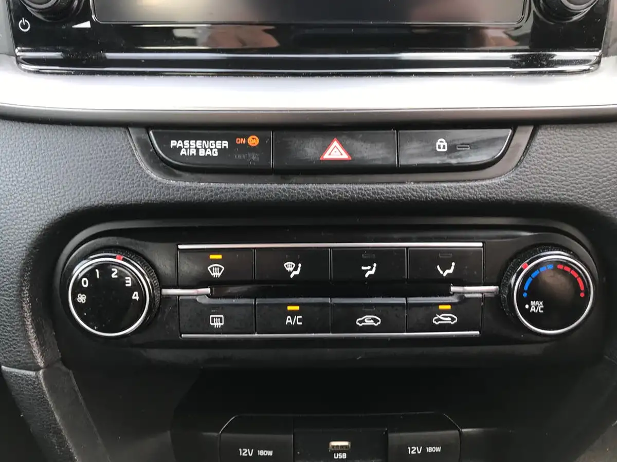 2022-kia-xceed-10-t-gdi-2-big-17