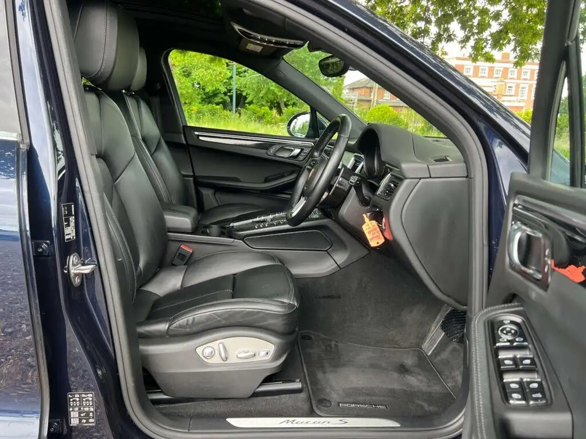 2018-porsche-macan-30-s-big-19