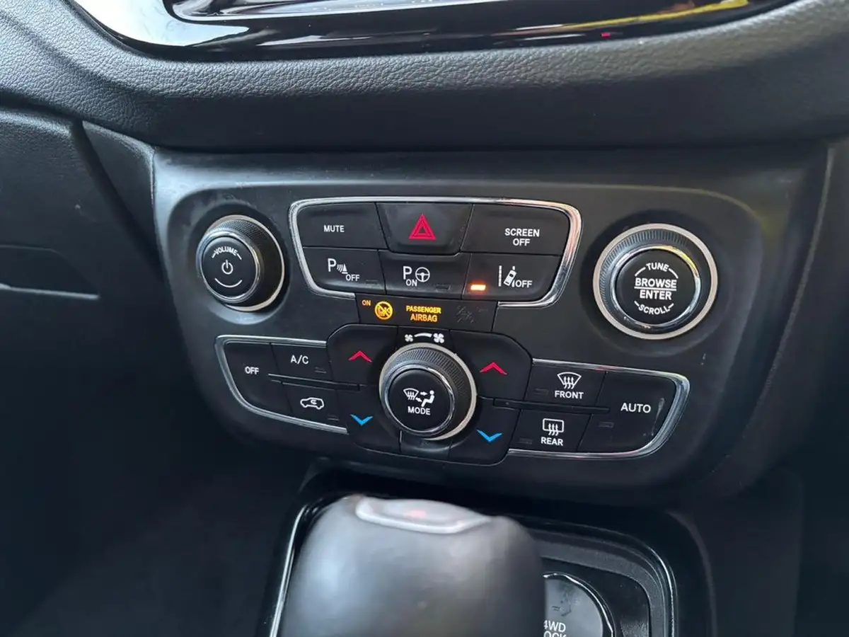 2020-jeep-compass-14-multiair-ii-limited-168bhp-4x4-auto-big-22