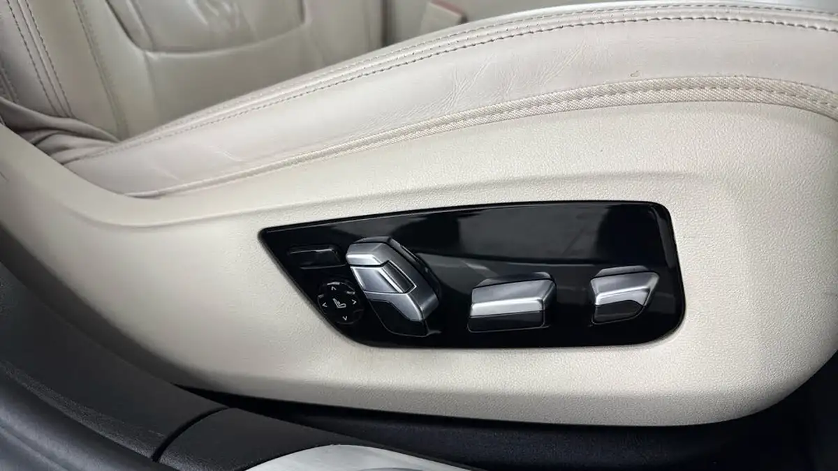 2021-bmw-7-series-30td-730d-big-27