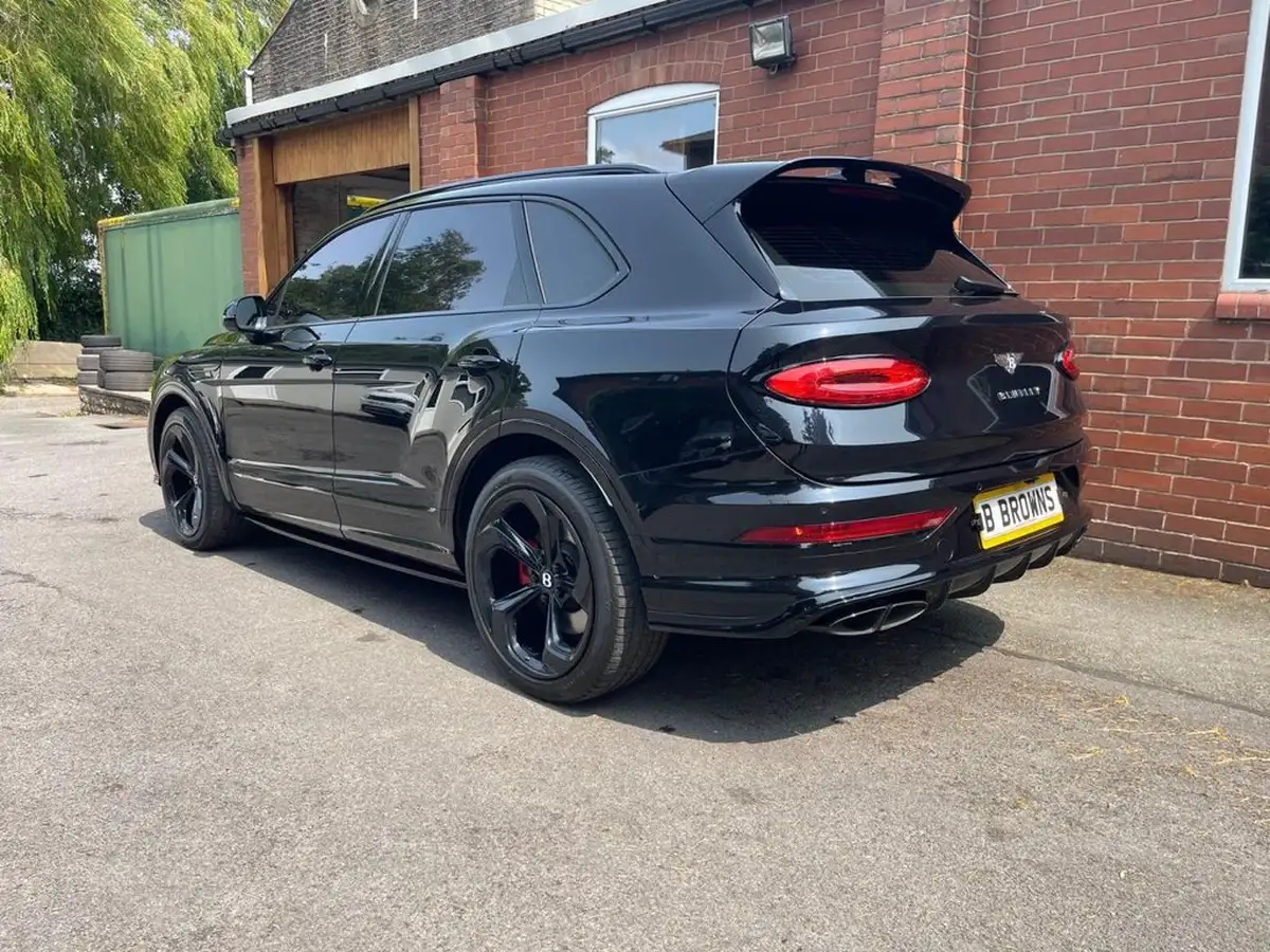 2023-bentley-bentayga-40-v8-s-big-7