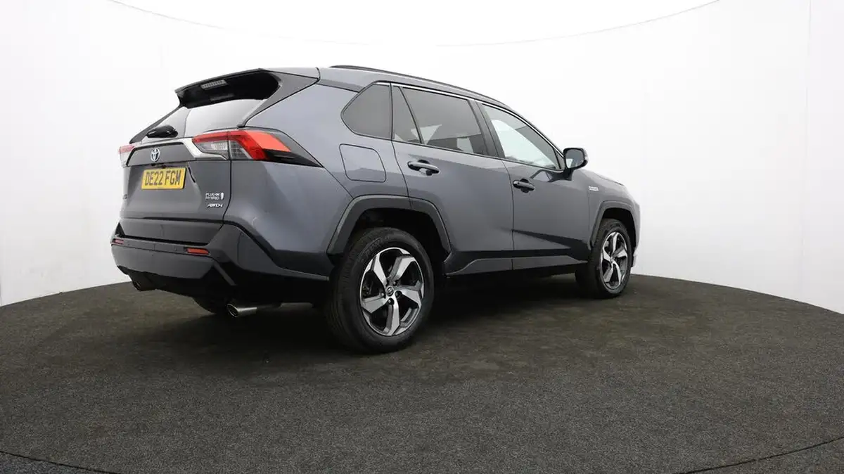 2022-toyota-rav4-25-vvt-i-design-302bhp-plug-in-big-35