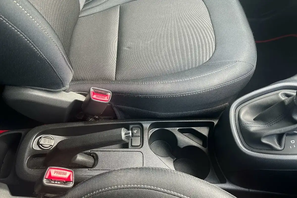 2018-hyundai-i10-12-premium-se-auto-big-39