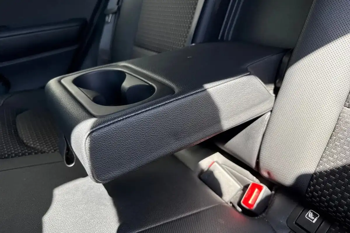 2021-kia-ceed-15-t-gdi-3-hatchback-dct-big-35