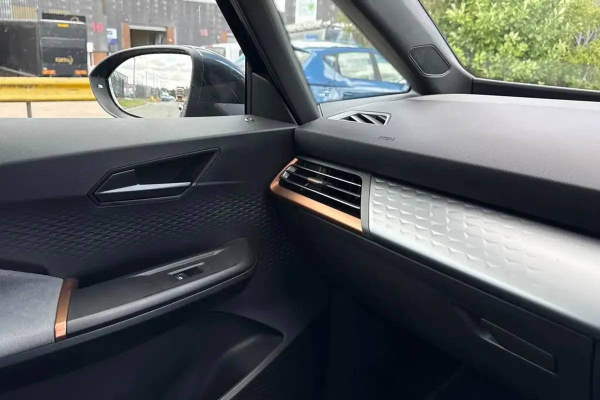 2024-cupra-born-e-v2-230ps-58kwh-e-boost-big-31