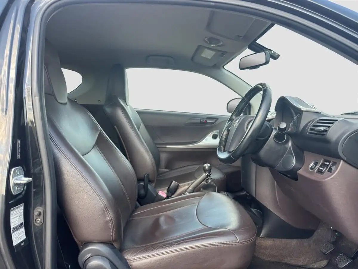 2009-toyota-iq-10-2-big-3