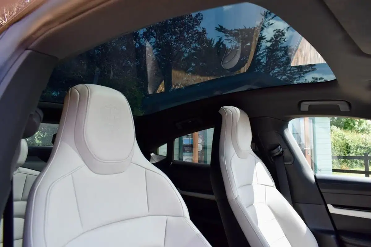 2022-porsche-taycan-e-base-476ps-performance-battery-plus-big-34