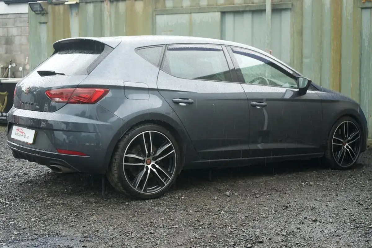 2019-seat-leon-20-tsi-cupra-lux-ss-big-18