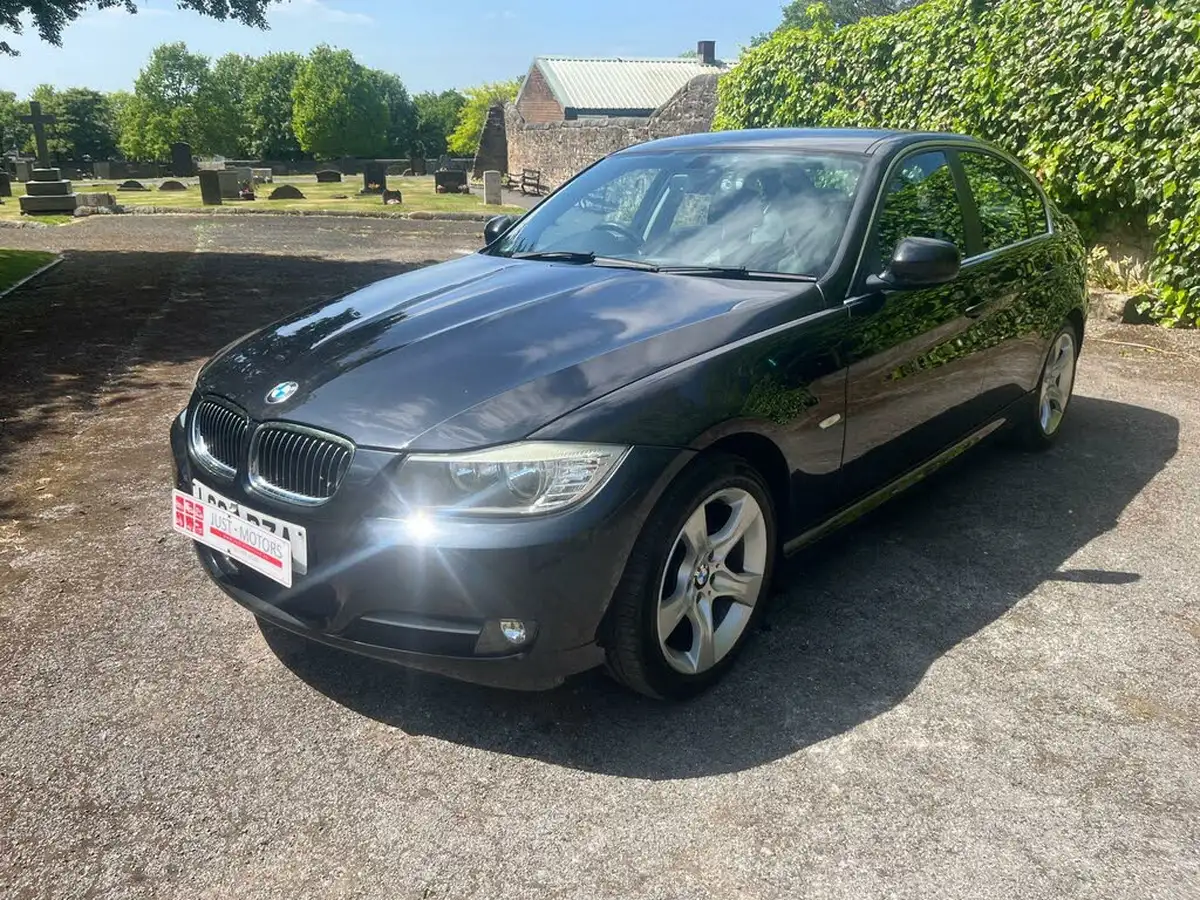 2010-bmw-3-series-20-318i-exclusive-edition-saloon-4d-auto-big-50