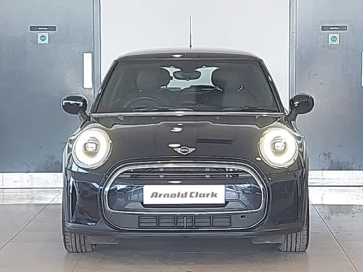 2021-mini-cooper-15-cooper-exclusive-hatchback-3d-big-15