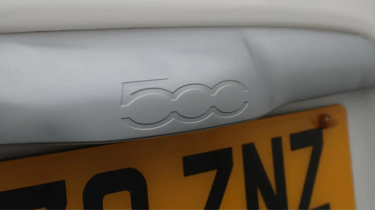 2020-fiat-500-10-launch-edition-big-22