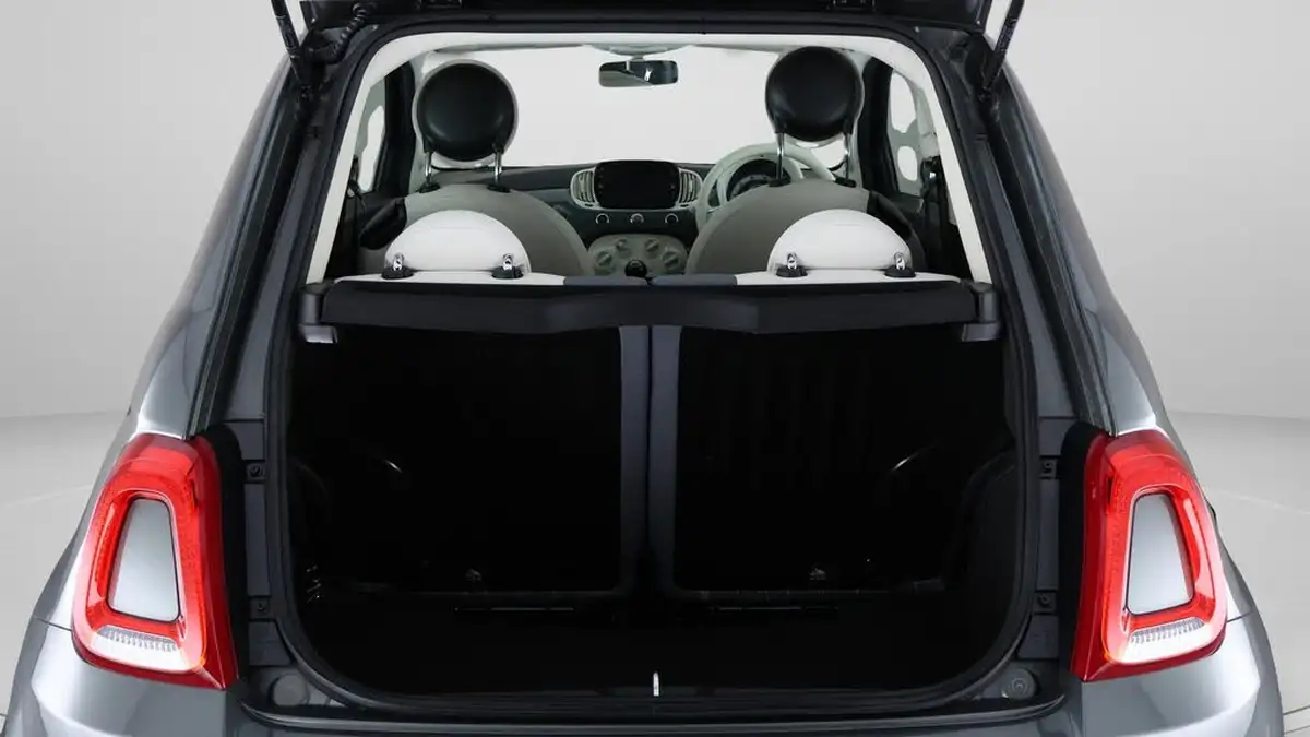 2021-fiat-500-10-lounge-big-16