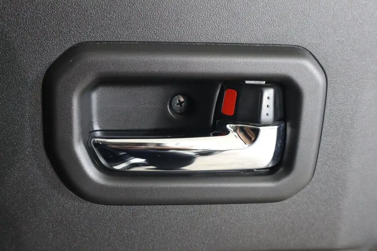2024-suzuki-jimny-15-light-commercial-allgrip-big-23