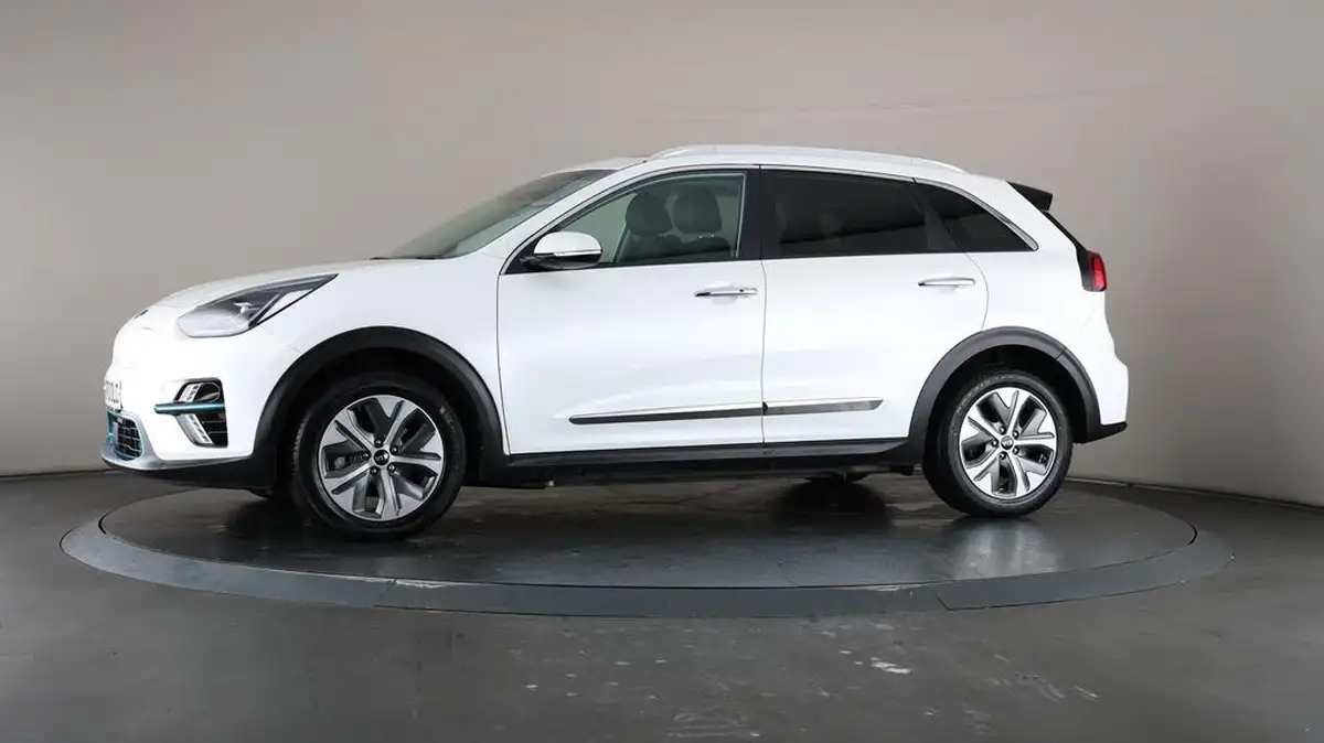 2020-kia-e-niro-ev-4-big-39
