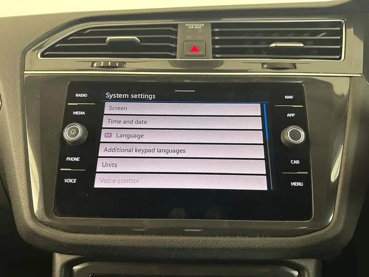 2022-volkswagen-tiguan-allspace-15-tsi-life-big-54