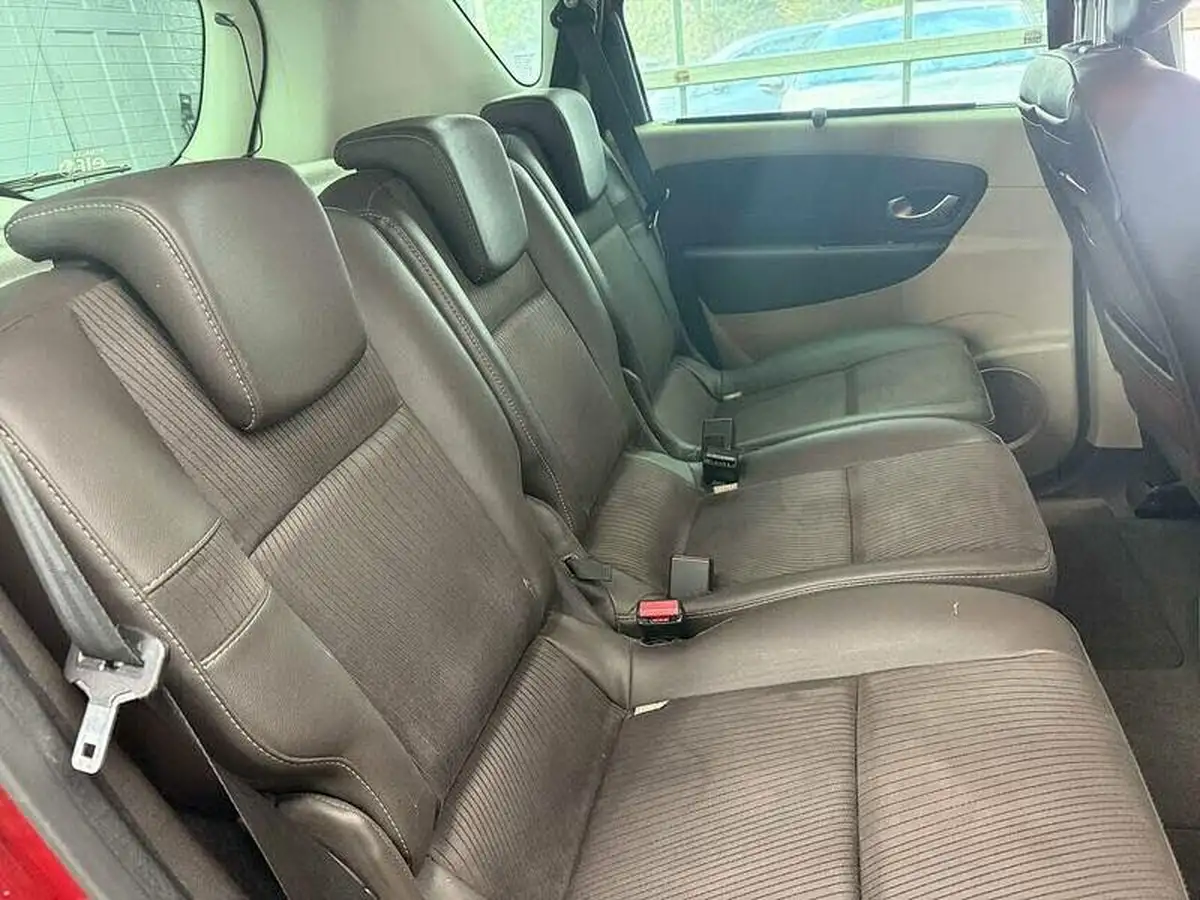 2010-renault-scenic-15td-privilege-tom-tom-big-5