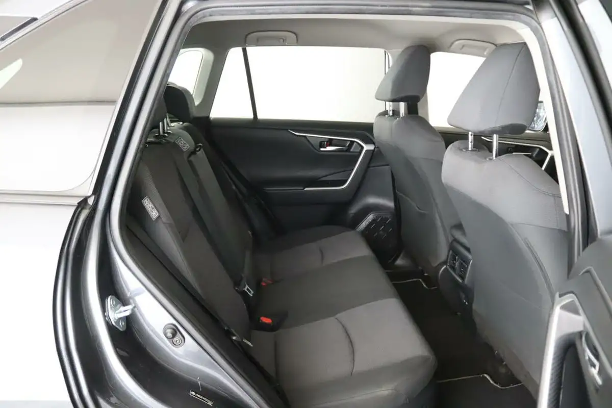 2022-toyota-rav4-25-vvt-i-design-215bhp-big-13