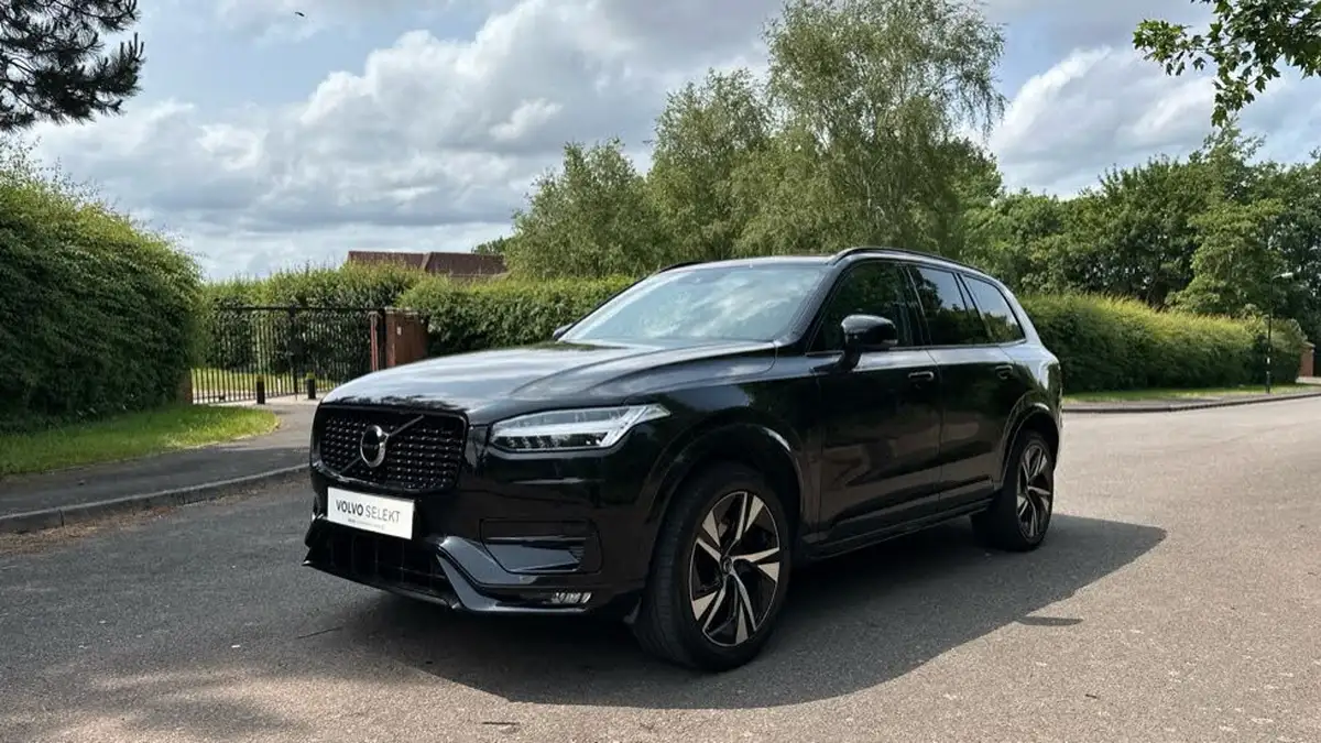 2022-volvo-xc90-20td-b5-r-design-big-36