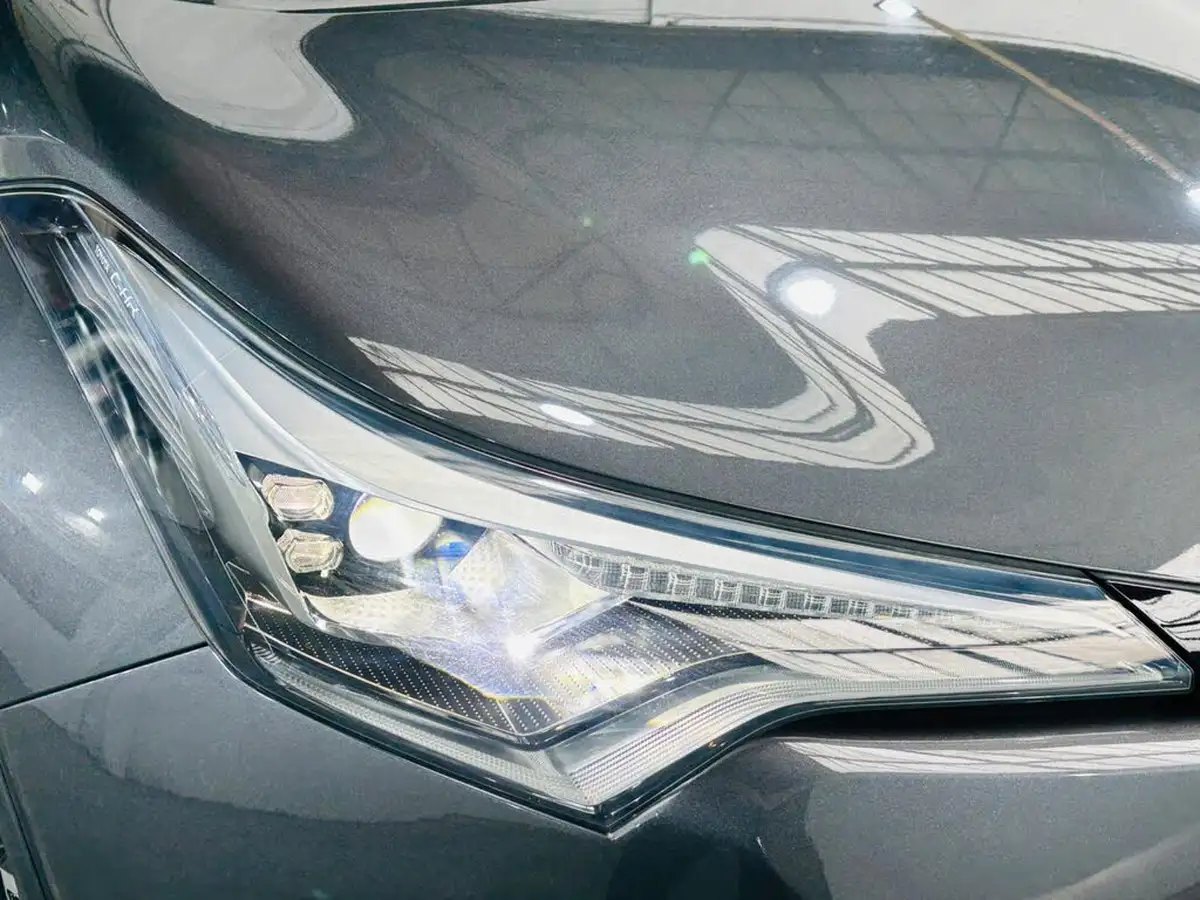 2017-toyota-c-hr-18-vvt-i-dynamic-big-24