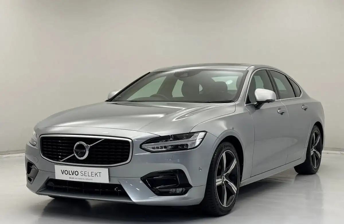 2018-volvo-s90-20td-d4-r-design-big-2