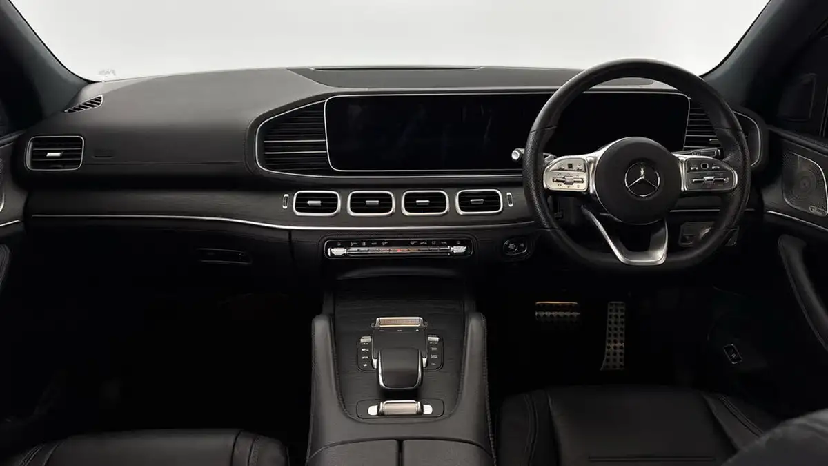 2023-mercedes-benz-gle-class-29d-gle400d-amg-line-premium-plus-331ps-coupe-big-10