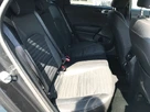 2022-kia-pro-ceed-15-t-gdi-gt-line-small-16