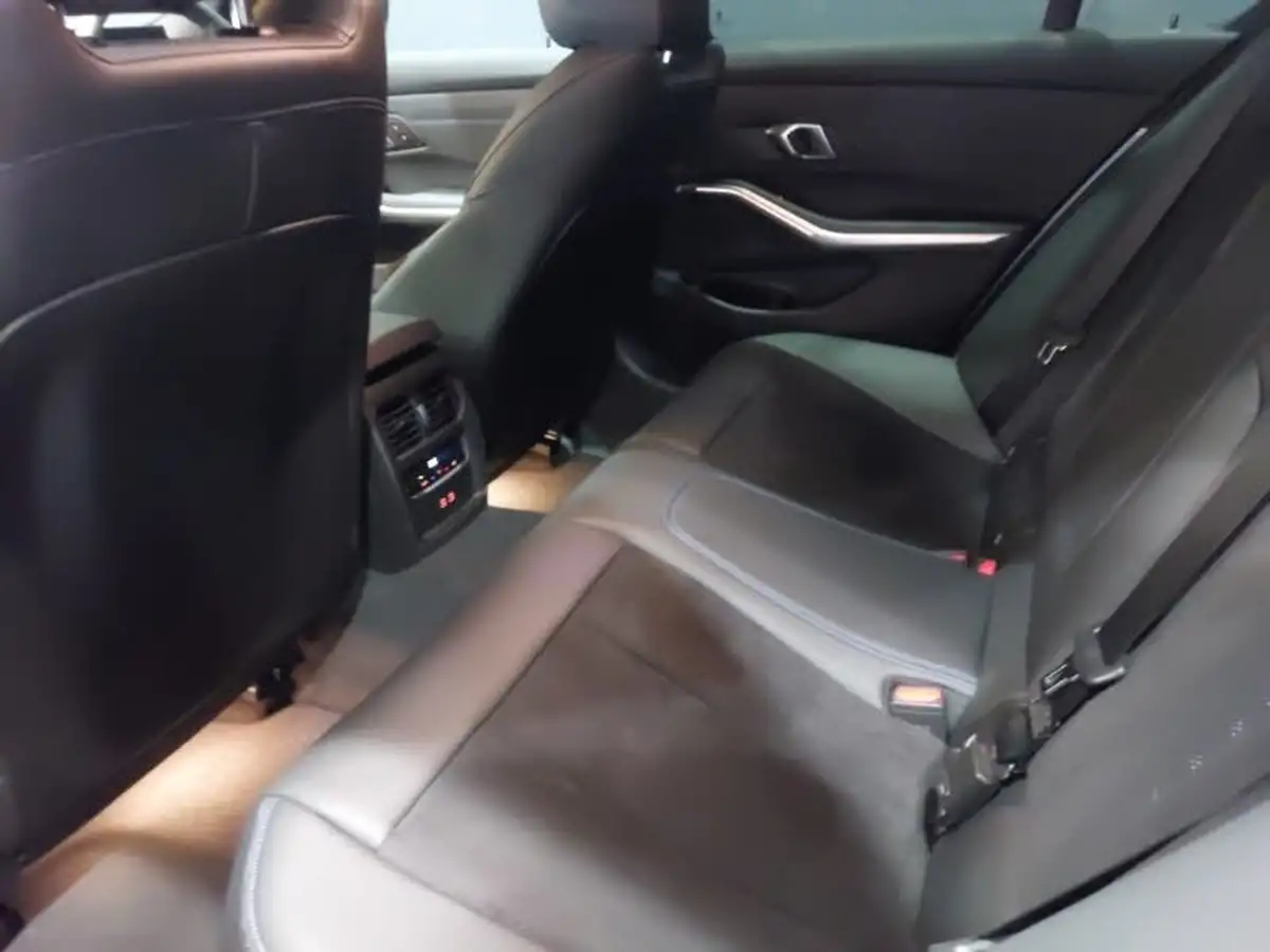 2024-bmw-3-series-20-320i-m-sport-saloon-4d-big-5