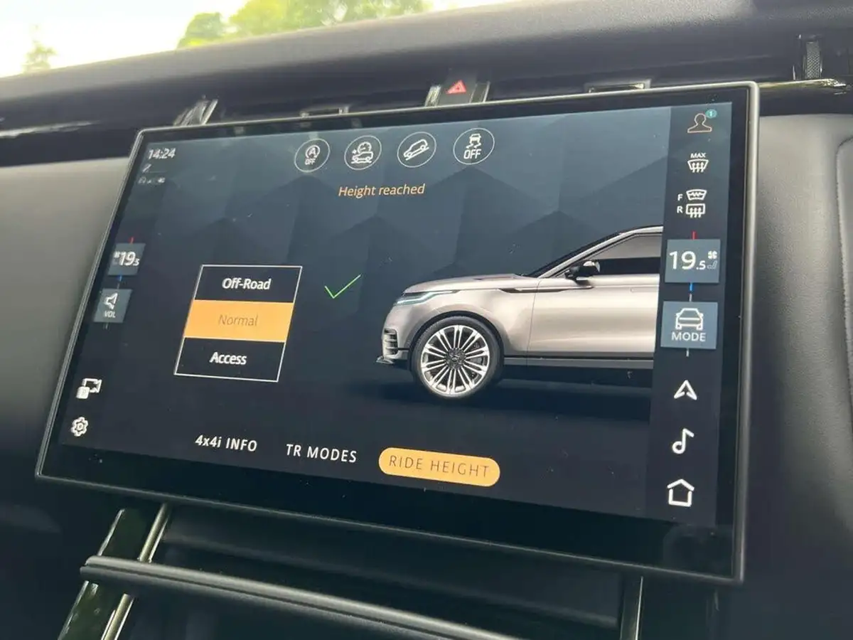 2025-land-rover-range-rover-velar-30-d300-dynamic-hse-big-43
